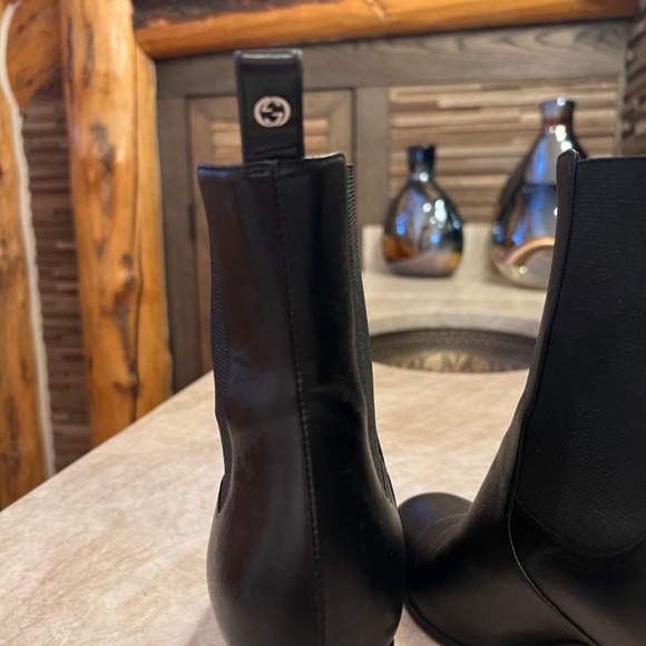 Gucci ankle boots, 2,7 inches heels. Black color with mirror heels. Size 39 - Picture 4 of 8